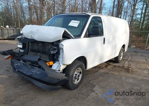 2017 GMC Savana 2500 Work Van из США, поврежденный, VIN 1GTW7AFF0H1137954